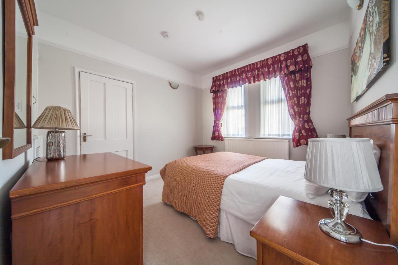The Manor At Bickley Отель 3*